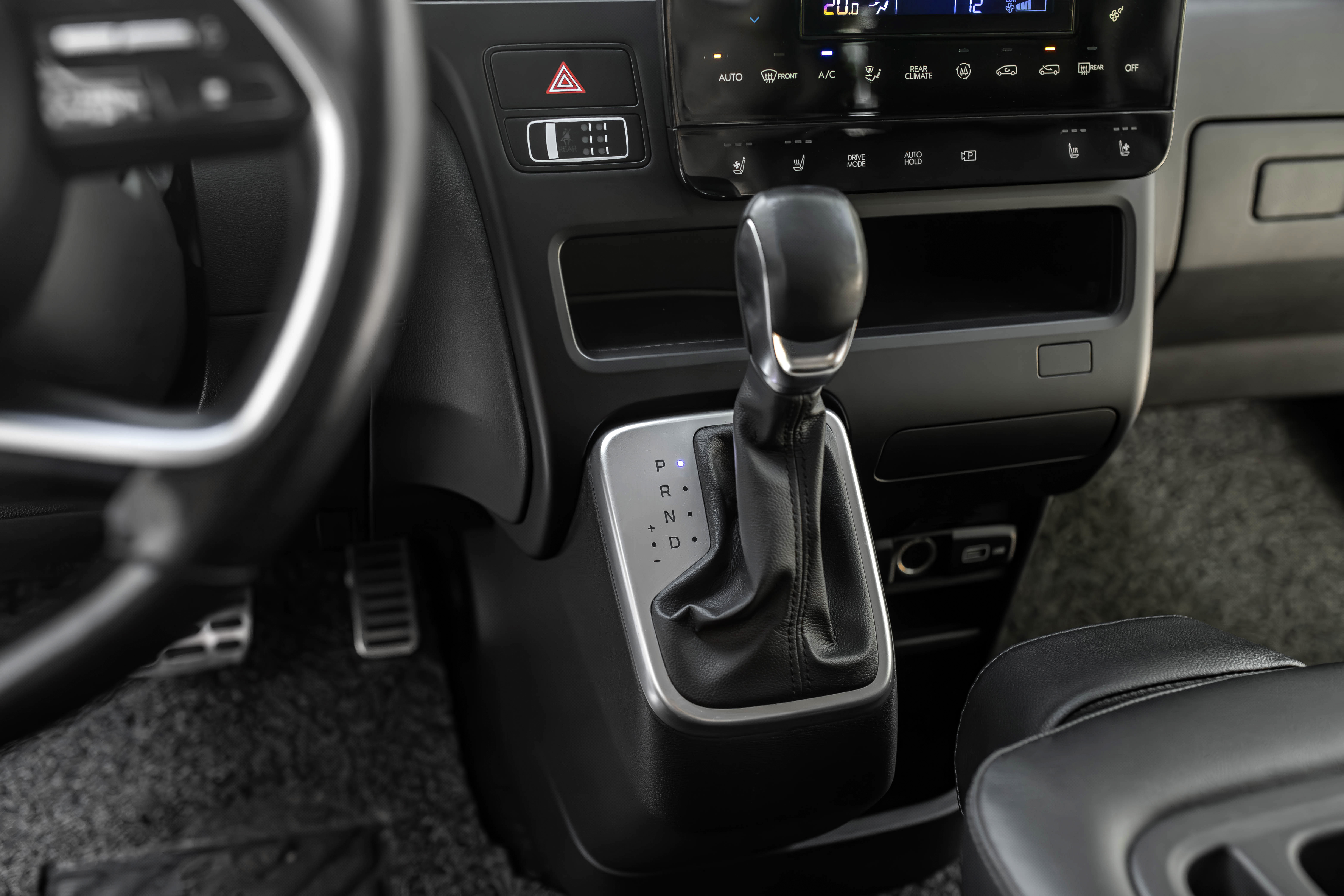 Hyundai STARIA — фото 4
