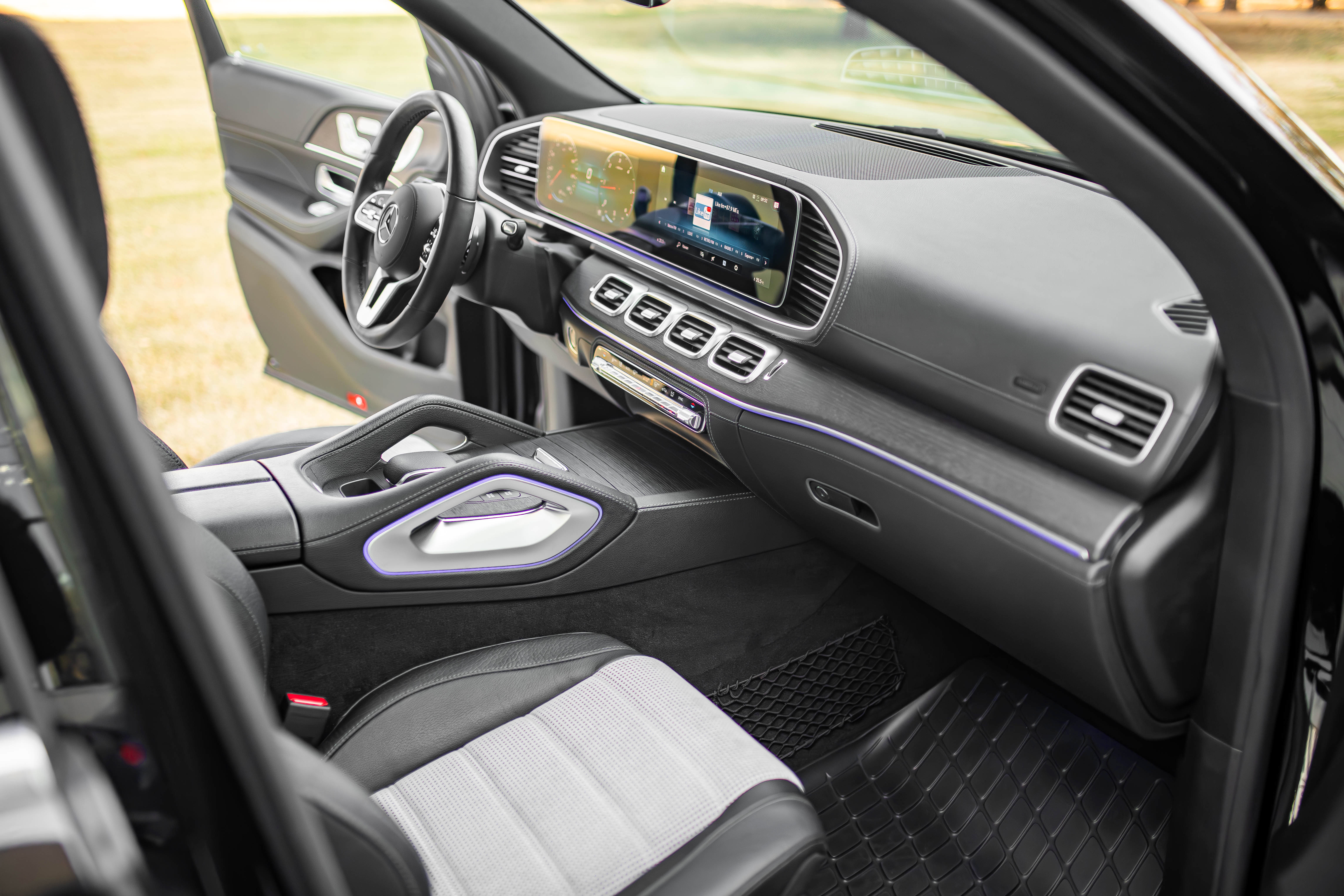Mercedes-Benz GLE 300d — фото 4