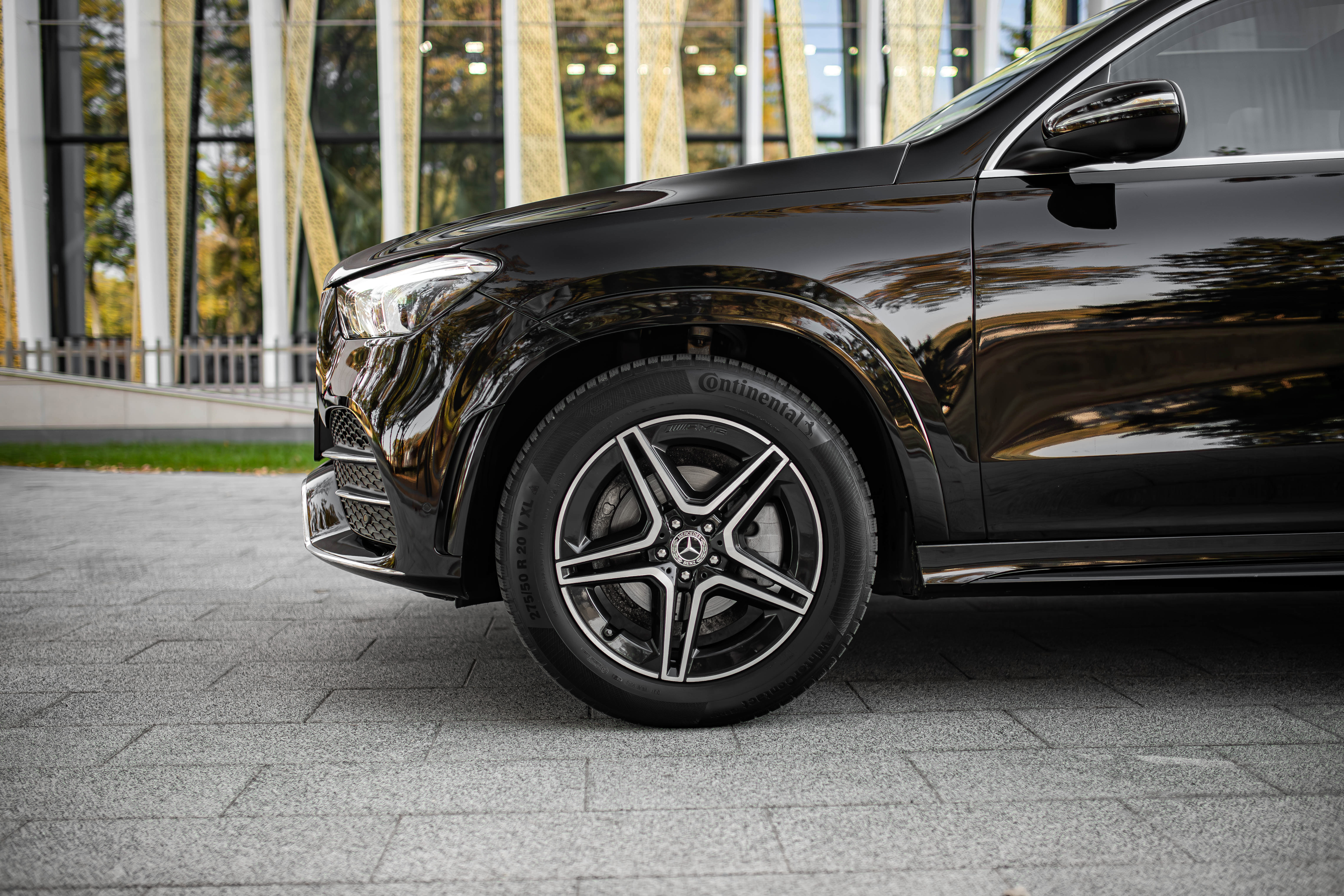 Mercedes-Benz GLE 300d — фото 7